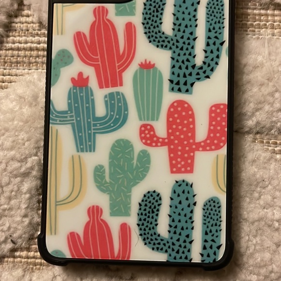 Phone case - Picture 2 of 2